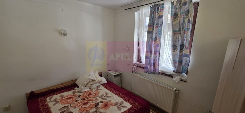 Vila de vanzare  cu 13 camere in Busteni (camin pentru seniori)