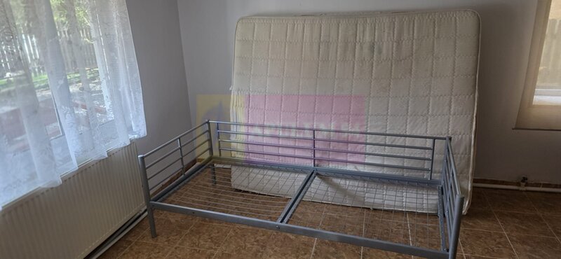 Vila de vanzare  cu 13 camere in Busteni (camin pentru seniori)